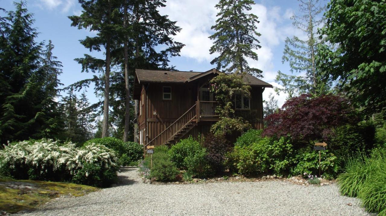 Secret Cove Cottage Suites Halfmoon Bay 외부 사진